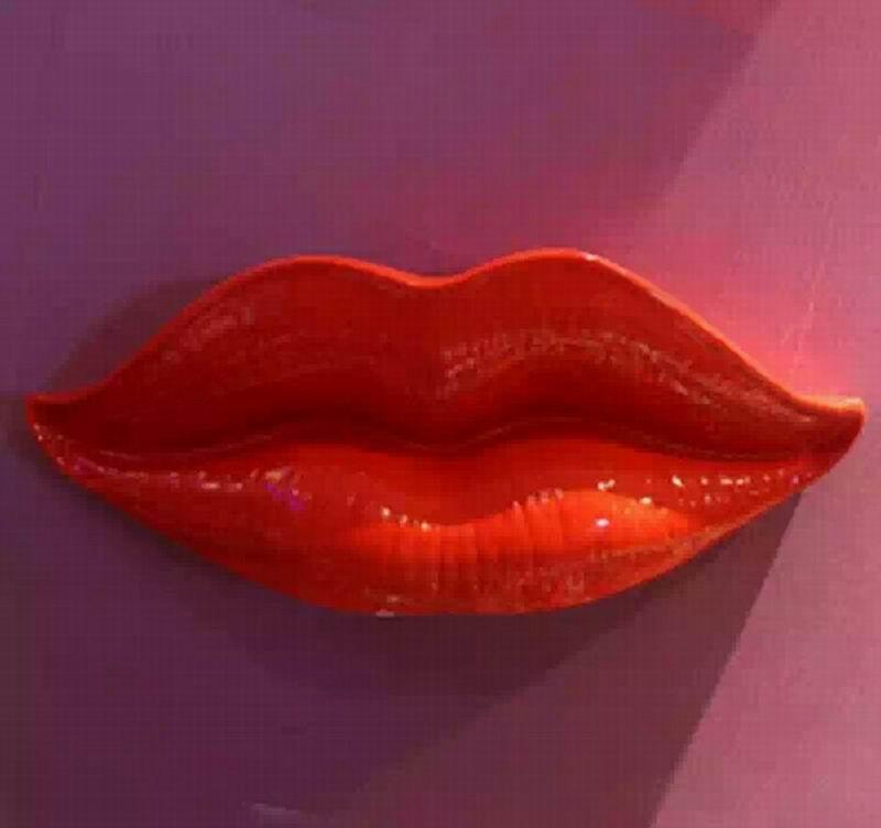 Big Lip Sculpture Decoration Modern Red Lips Pendant Bar Club Theme Wall Decoration - bankshayes40