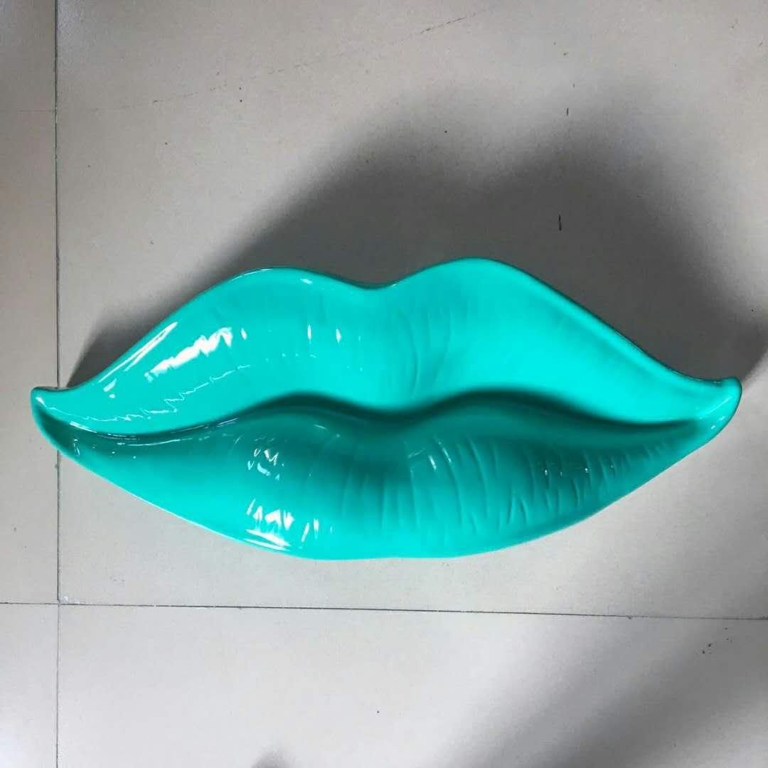 Bank Fashion- Big Lip Sculpture Decoration Modern Red Lips Pendant Bar Club Theme Wall Decoration- bankshayes