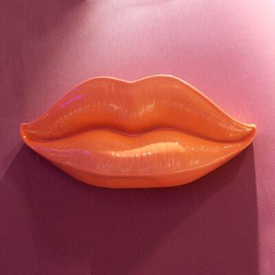 Bank Fashion- Big Lip Sculpture Decoration Modern Red Lips Pendant Bar Club Theme Wall Decoration- bankshayes