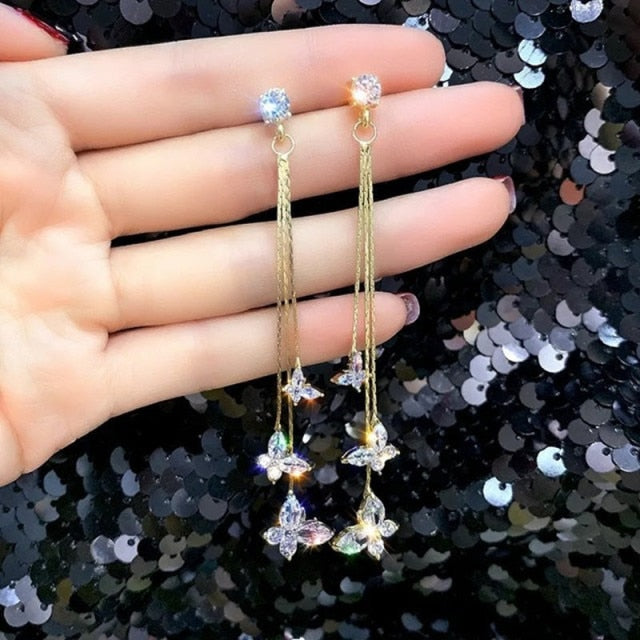 personality fashion design zircon earrings for women - bankshayes40