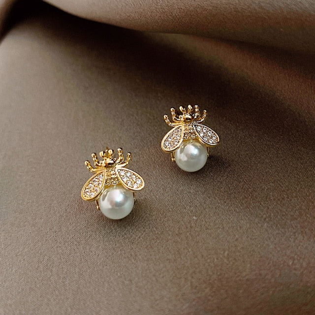 personality fashion design zircon earrings for women - bankshayes40